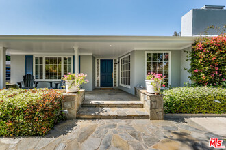 28925 Cliffside Dr in Malibu, CA - Building Photo - Building Photo