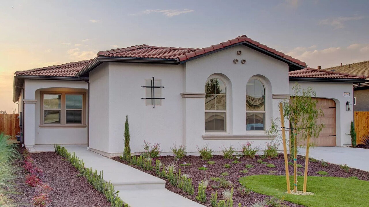 1780 Hornet Ave in Clovis, CA - Foto de edificio
