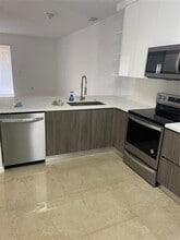15295 SW 91st St in Miami, FL - Building Photo - Building Photo