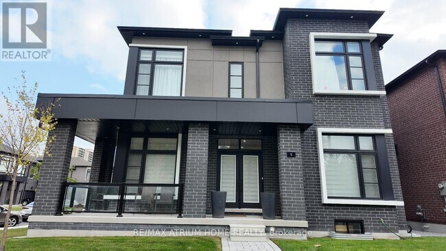 5 Norbury Crescent in Toronto, ON - Building Photo - Building Photo