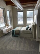 600 Monroe Ave NW, Unit 208 in Grand Rapids, MI - Building Photo - Building Photo