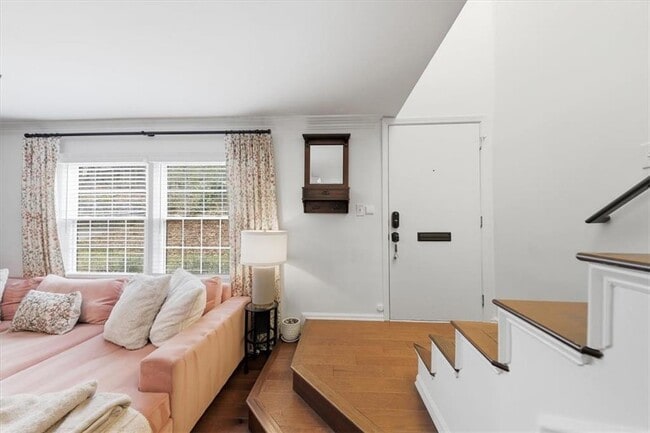 15 Arpege Way NW in Atlanta, GA - Building Photo - Building Photo