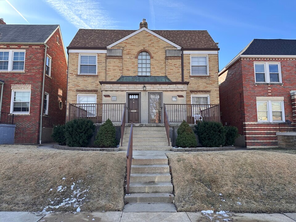 5816 Mardel Ave in St. Louis, MO - Building Photo