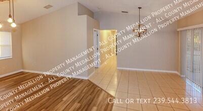 4112 SW 6th Pl in Cape Coral, FL - Building Photo - Building Photo