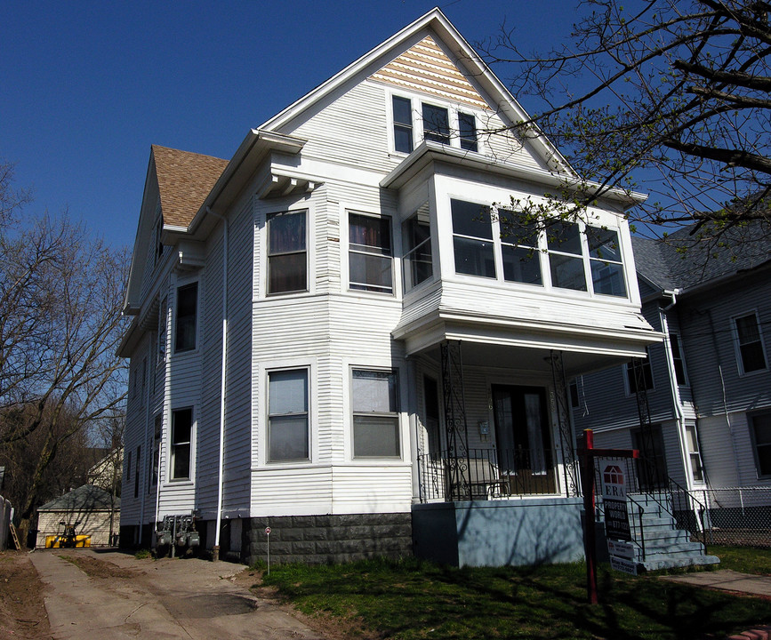 366 Winthrop Ave in New Haven, CT - Building Photo