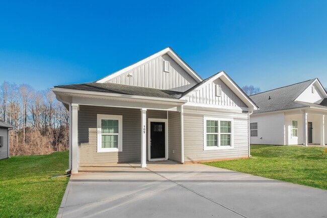 property at 708 N 6th St