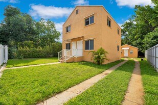 275 NW 81st St. in Miami, FL - Building Photo