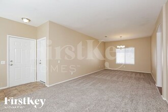 7849 Scammons Bay Ct in Las Vegas, NV - Building Photo - Building Photo