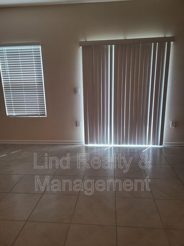 7737 Legacy Trl in Jacksonville, FL - Building Photo - Building Photo