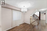 206 Macoun Cir in Ottawa, ON - Building Photo - Building Photo