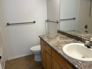 2012 Oxford Ln in Louisville, CO - Building Photo - Building Photo