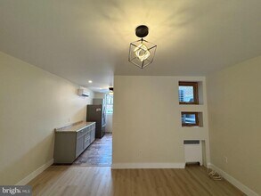 6643 Sprague St in Philadelphia, PA - Building Photo - Building Photo