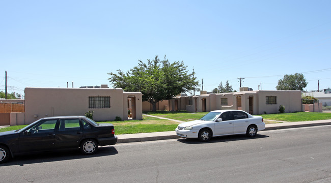 3500-3504 Ross Ave SE in Albuquerque, NM - Building Photo - Building Photo