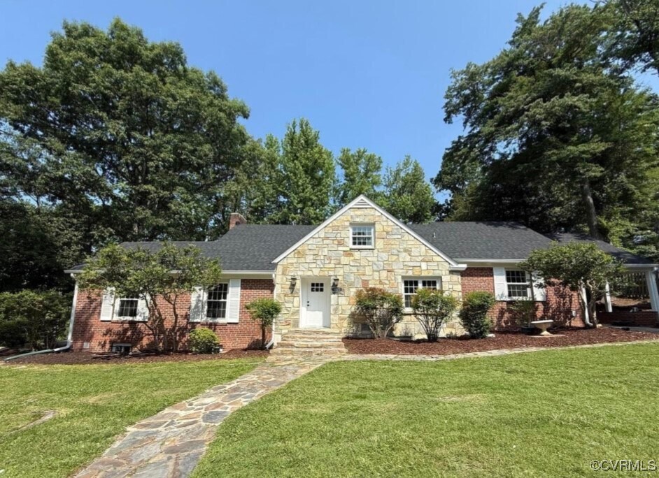18822 Kerill Rd in Triangle, VA - Building Photo