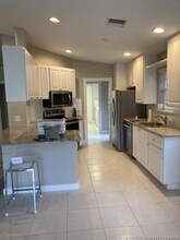 8952 SE Retreat Dr in Hobe Sound, FL - Building Photo - Building Photo