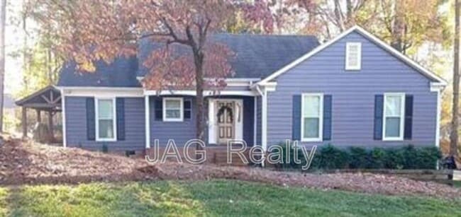 property at 4323 Chadwell Ln