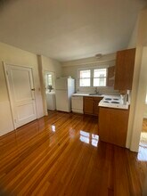 17 Egerton Rd, Unit 1 in Arlington, MA - Building Photo - Building Photo