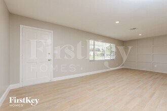 7033 Crestlake Dr in Orlando, FL - Building Photo - Building Photo