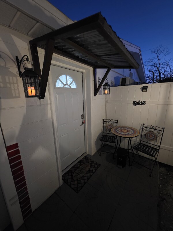 4742 Blossom Dr in Holiday, FL - Foto de edificio - Building Photo