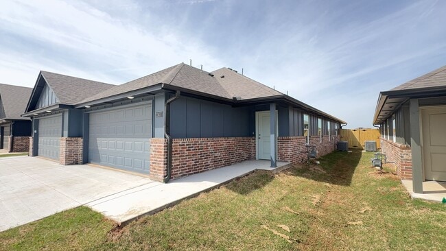 11407 University in Oklahoma City, OK - Building Photo - Building Photo