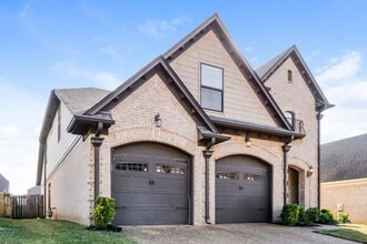 290 Garden Springs Dr in Oakland, TN - Building Photo - Building Photo