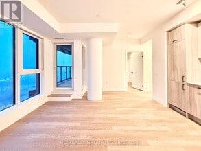 1 Quarrington Lane in North York, ON - Building Photo - Building Photo