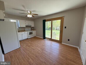 210 1st Ave in Sicklerville, NJ - Building Photo - Building Photo