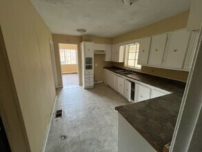 2862 Oak Forest Dr in Jackson, MS - Building Photo - Building Photo