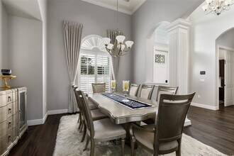 10605 Midview Terrace in Thonotosassa, FL - Foto de edificio - Building Photo