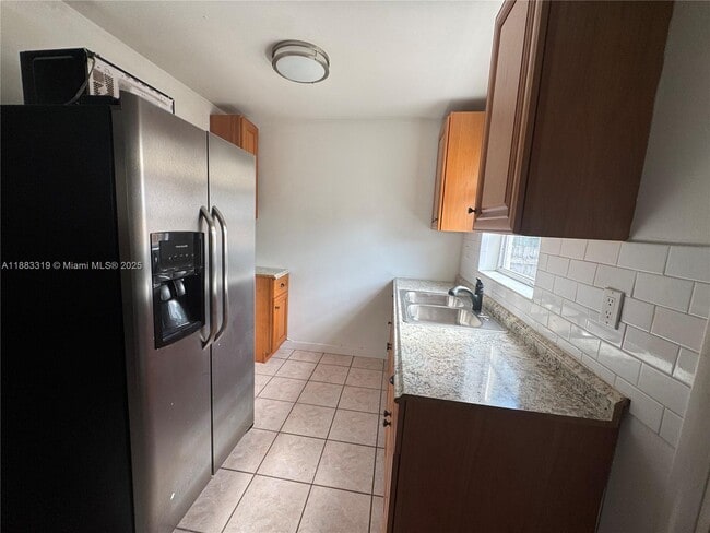 property at 2318 Cleveland St
