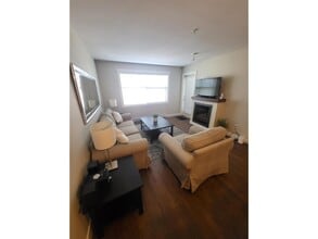 19936-19956 56 Ave in Langley, BC - Building Photo - Building Photo