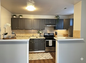 4632 Hillside Rd SE in Washington, DC - Building Photo - Building Photo