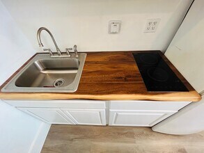 1240 Plumas St in Reno, NV - Foto de edificio - Building Photo