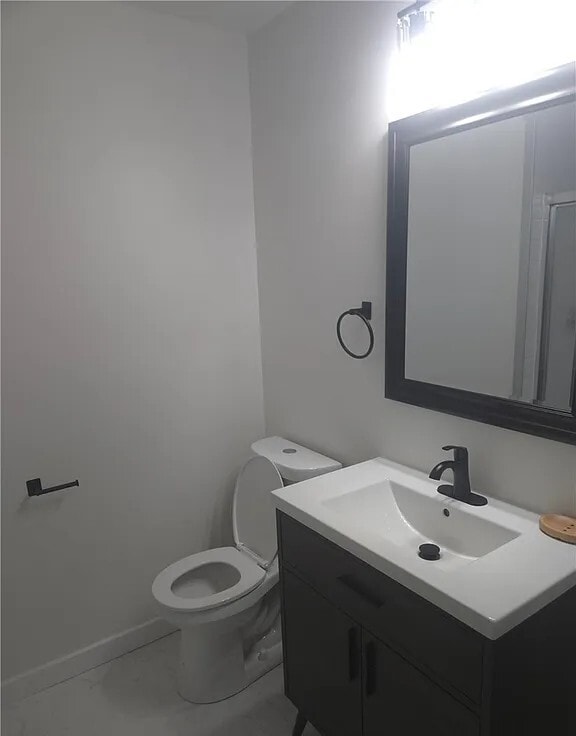 3668 Castano Dr in Dayton, OH - Foto de edificio - Building Photo