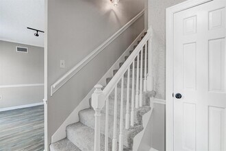 7801 Autumn Creek Dr in Memphis, TN - Building Photo - Building Photo