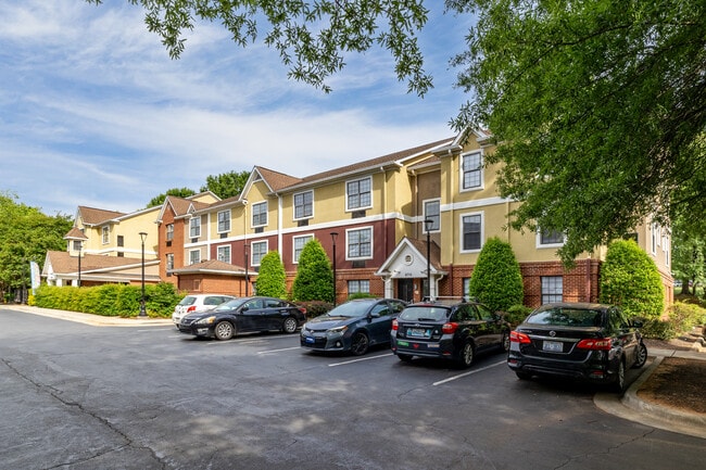 Flats at 87Ten