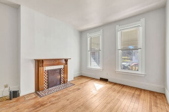 2030 Scott Blvd in Covington, KY - Foto de edificio - Building Photo