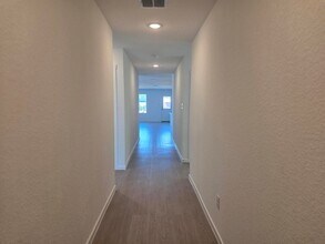 3214 Glacier Blf in Kerrville, TX - Building Photo - Building Photo