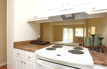 Crossing at Arroyo Trail in Livermore, CA - Building Photo - Interior Photo