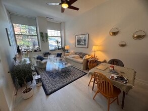 48 Forest St in Medford, MA - Building Photo - Building Photo