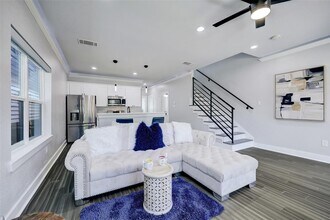 1847 Dewalt St in Houston, TX - Foto de edificio - Building Photo