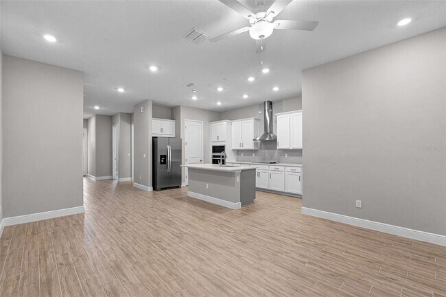 6477 Cyrils Dr in St. Cloud, FL - Building Photo - Building Photo