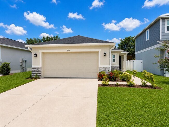 property at 1084 Papaya Cir.