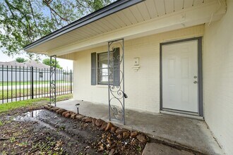 4356 Phlox St in Houston, TX - Building Photo - Building Photo