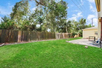 1607 Parkview Ln in Missouri City, TX - Building Photo - Building Photo