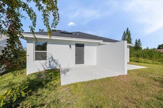 1164 Fairway Dr in Lakeland, FL - Building Photo - Building Photo