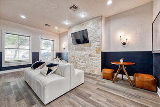 Legends Lake Creek in Austin, TX - Building Photo - Interior Photo