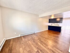37 Royal Crest Dr in Pueblo, CO - Building Photo - Building Photo