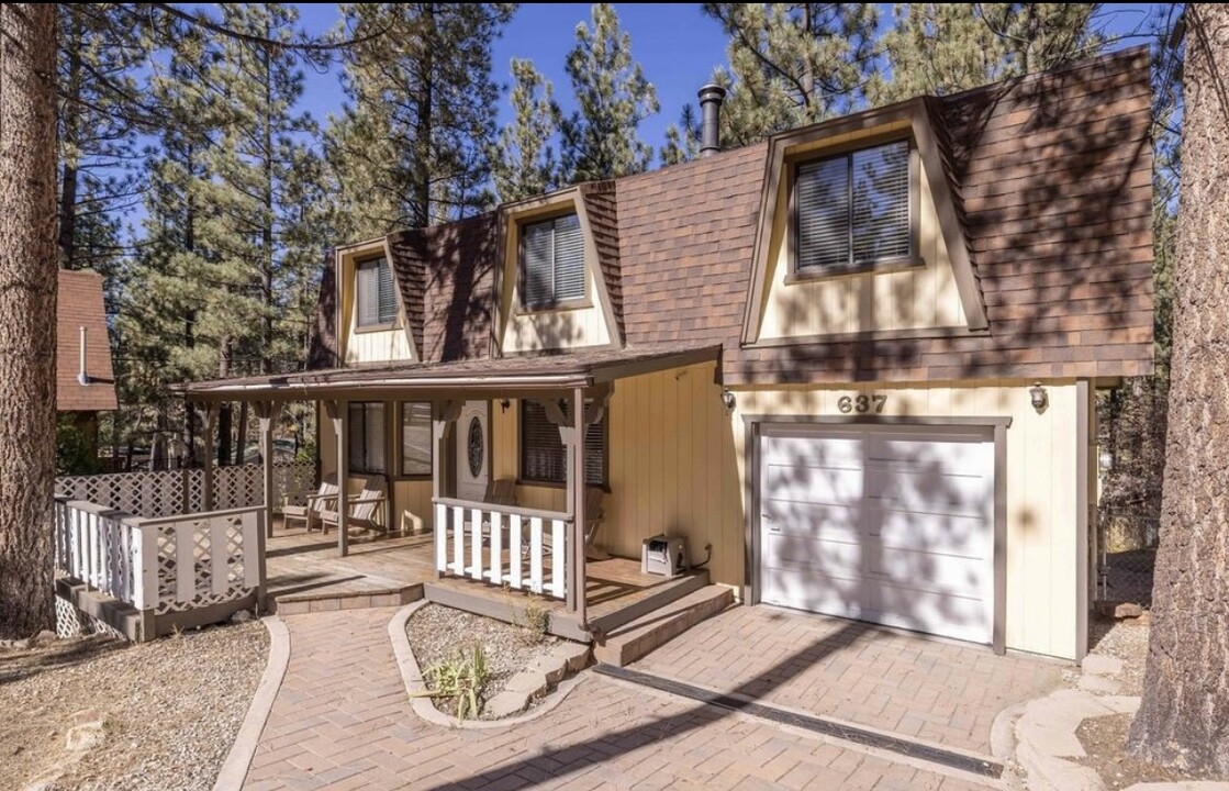 637 Sugarloaf Blvd in Big Bear, CA - Building Photo