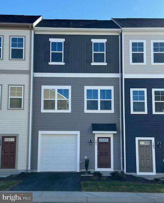 property at 141 Galaxy Pl